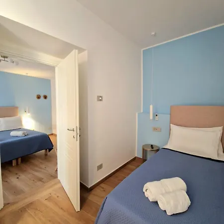 Maison Tarante 3* نابولي